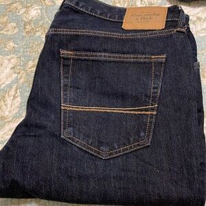 Men’s Abercrombie and Fitch jeans size 36X 32. Dark blue denim.